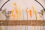 Droogbloemcirkel op standaard groot tint oranje/paars/naturel