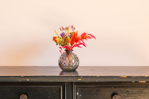 Bolvaasje met droogbloemen bont