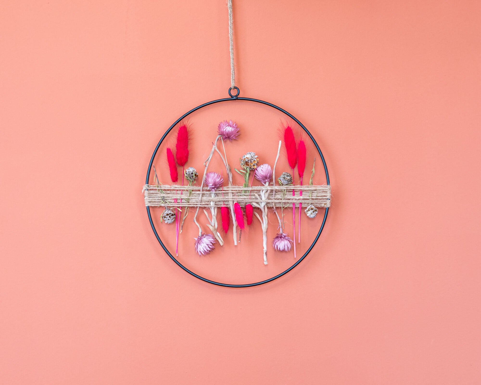 Droogbloem hanger cirkel klein 27 cm Pink