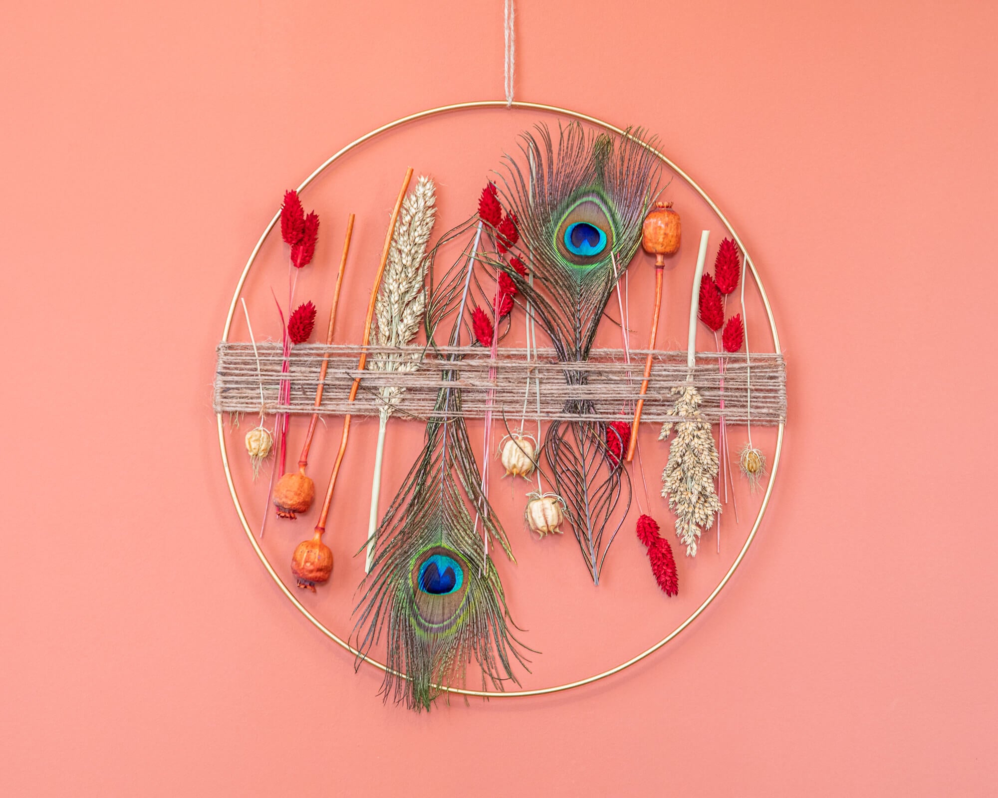 Droogbloem hanger cirkel Goud 40 cm   Red/Peacock